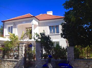 Фотографии Гостевой дом Summer Houses Gardenby the Sea Chernomorets г. Черноморец (Болгария) №1 Фото Гостевой дом Summer Houses Gardenby the Sea Chernomorets г. Черноморец 1
