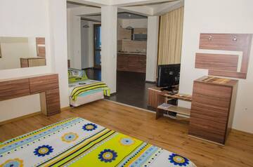 Фото номера Стандартный номер-студио Гостевой дом Guest House Niya г. Черноморец 17