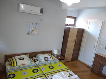 Фото номера Двухместный номер с 1 кроватью Гостевой дом Guest House Niya г. Черноморец 3