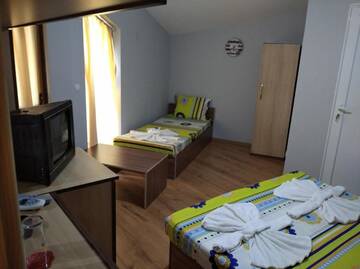 Фото номера Трехместный номер Гостевой дом Guest House Niya г. Черноморец 15