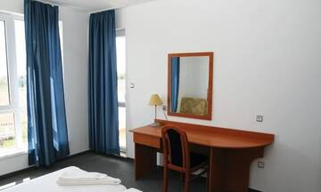 Фотографии Отель Hotel Veleka г. Черноморец (Болгария) №2 Фото Отель Hotel Veleka г. Черноморец 2