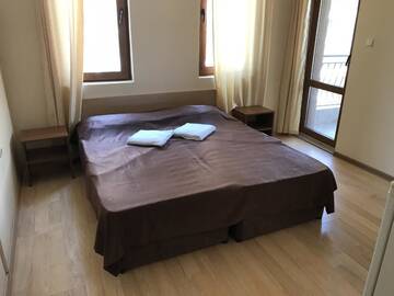 Фото номера Двухместный номер с 1 кроватью и балконом Отель Guest House AKRA г. Черноморец 3