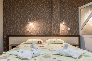Фото номера Апартаменты-студио с видом на море Отель Family Hotel Adena г. Черноморец 9